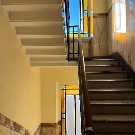 Prestigious Period - Free H24 Garage And Breakfast Apartment