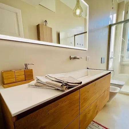 Prestigious Period - Free H24 Garage And Breakfast Apartment