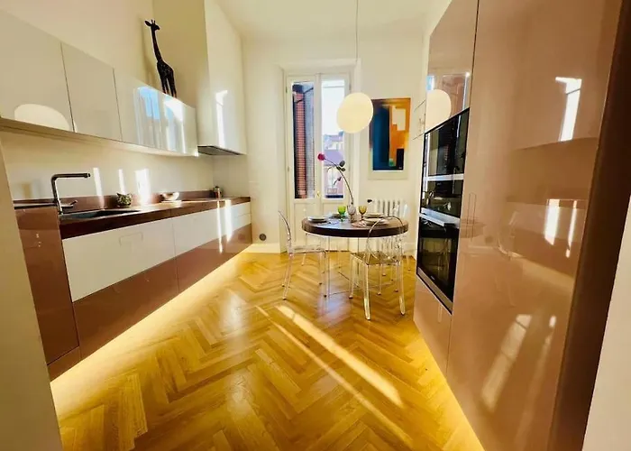 Prestigious Period - Free H24 Garage And Breakfast شقة ميلان